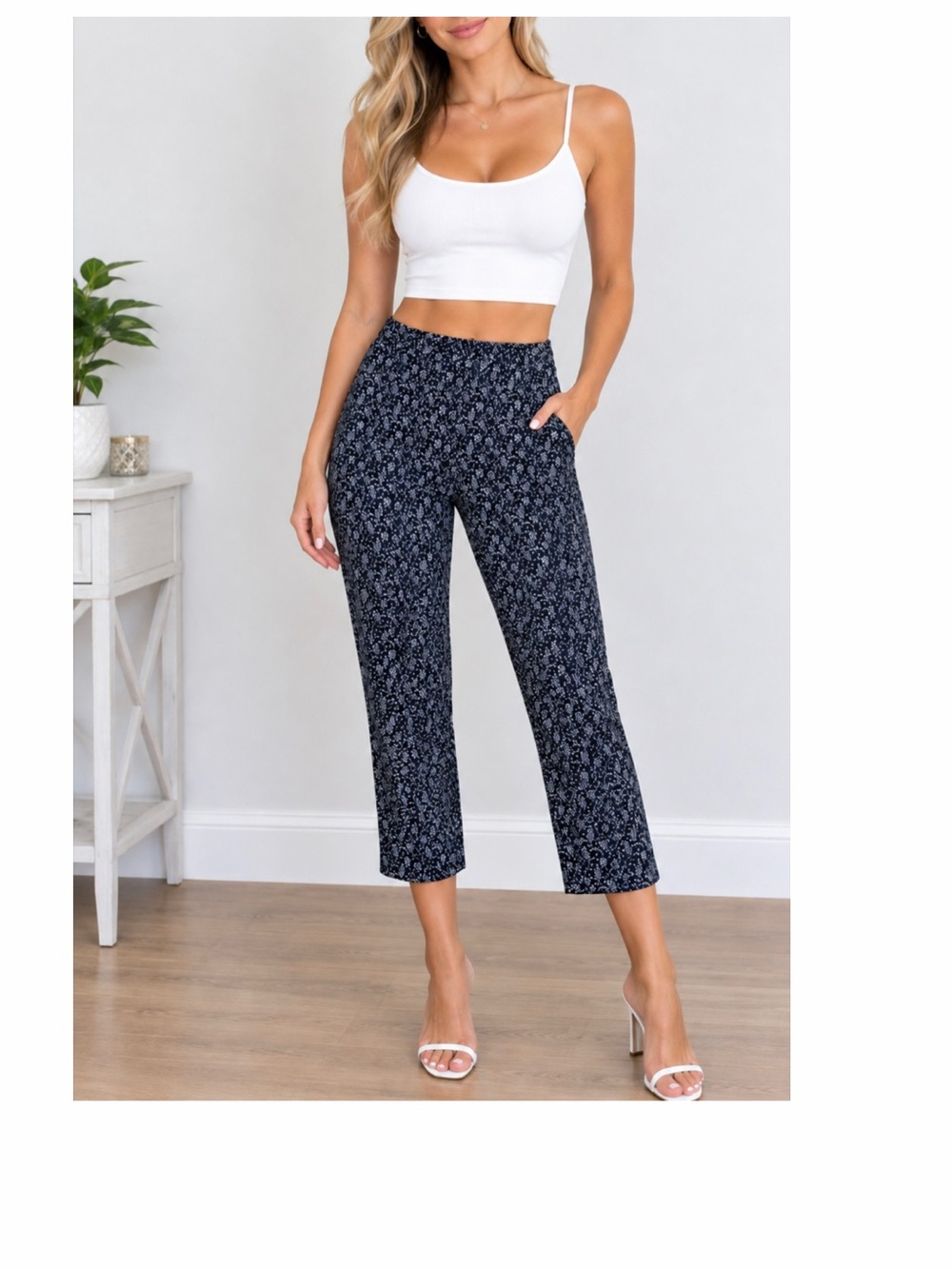 Talbots Floral Cropped Pants Dark Brown & White 4 inseam 25” waist 30.5” - 31”